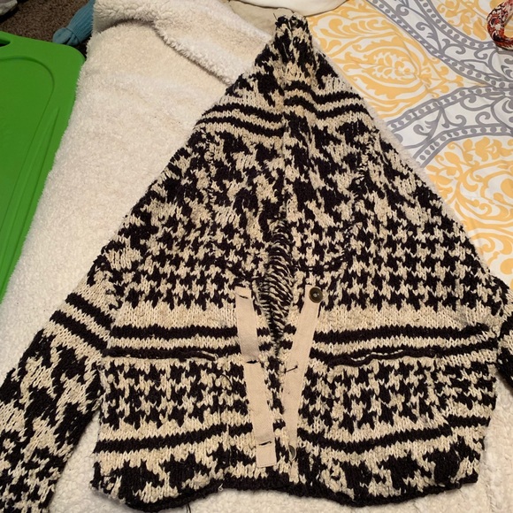 Heavy open sweater - Picture 2 of 3